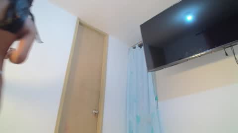 emmily online show from 01-31-25, 11:35