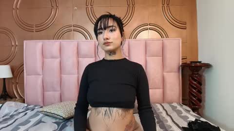 Emmily keller online show from 09-20-25, 01:23