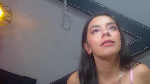 emmily_owenn online show from 10-20-25, 07:14