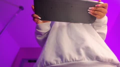    online show from 09-19-25, 11:22