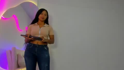 EMMILY online show from 06-04-26, 02:23