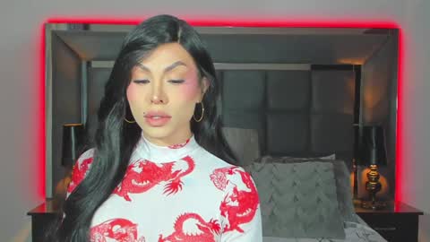 Emmily Santibaez online show from 12-10-24, 01:55