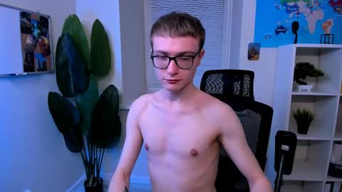 Emmit online show from 04-20-26, 01:47