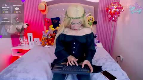 Emma Wilder online show from 07-09-26, 09:19