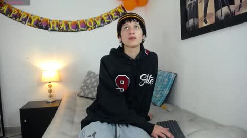 SERGIO online show from 10-20-25, 02:34