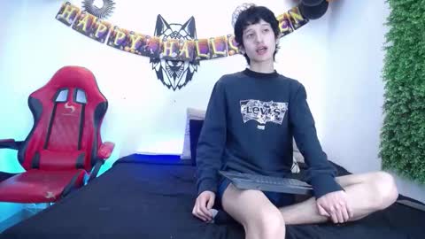 Snapshot of emmo_boy chatting on 10-29-25, 12:51 SERGIO online show from 10-29-25, 12:51