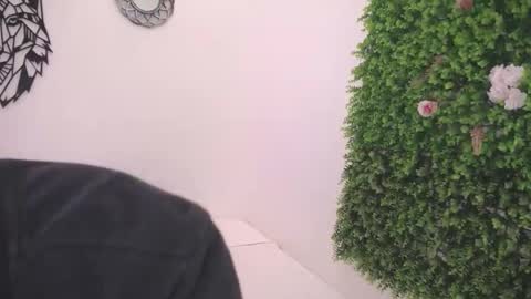 Snapshot of emmo_boy chatting on 11-03-25, 12:39 SERGIO online show from 11-03-25, 12:39