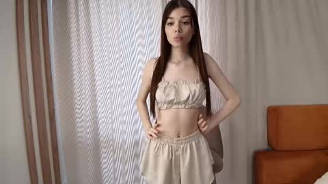 Emma online show from 03-11-26, 10:21