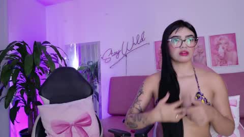 Emmy and Luna  online show from 04-15-26, 12:23