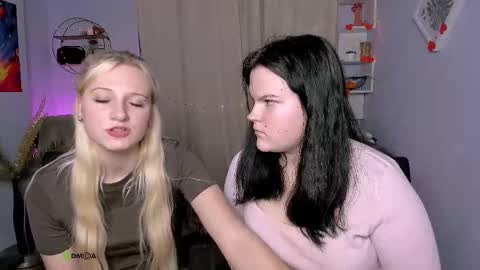 Snapshot of emmy_colt chatting on 02-24-26, 02:26 Emmy online show from 02-24-26, 02:26