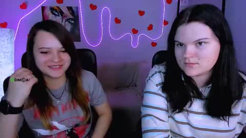 Snapshot of emmy_colt chatting on 02-25-26, 01:32 Emmy online show from 02-25-26, 01:32