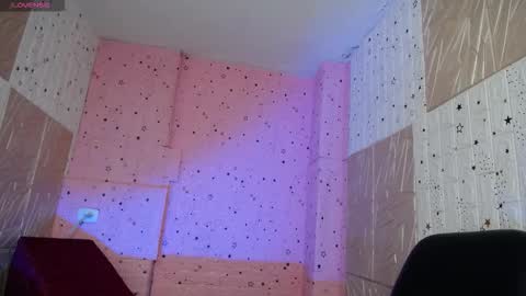 emmy_durant online show from 10-29-25, 08:10