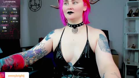Emmy Bright     50  online show from 01-30-25, 06:35