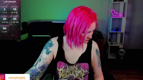 Emmy Bright     50  online show from 02-03-25, 12:47