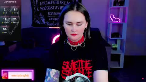 Emmy Bright     50  online show from 03-11-25, 09:34