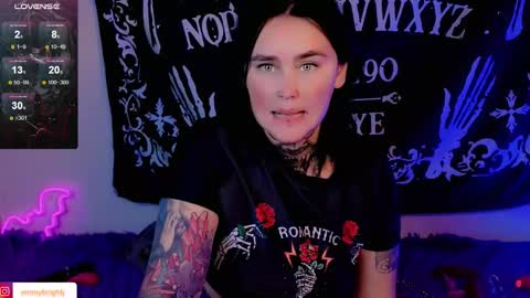 Emmy Bright     50  online show from 09-29-25, 01:44