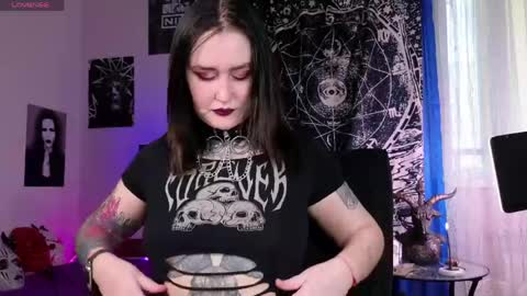 Emmy Bright     50  online show from 03-23-26, 02:48