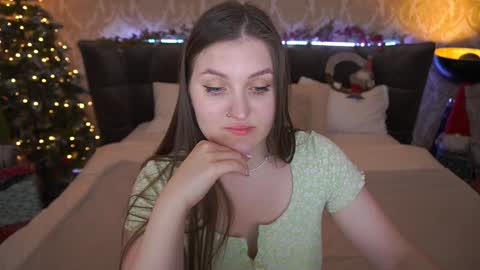 E M M Y online show from 12-25-24, 09:56