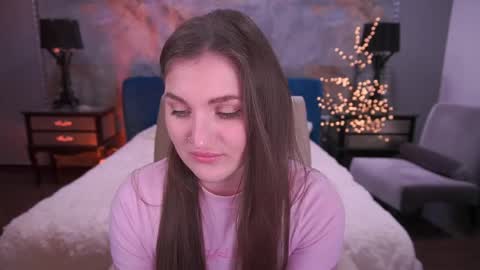 E M M Y online show from 04-28-26, 06:07