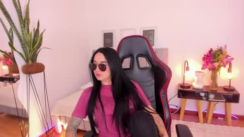 Emmy Evans  online show from 02-22-25, 07:36