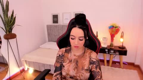 Emmy Evans  online show from 03-07-25, 08:22