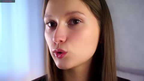 Emmy online show from 10-03-25, 01:13