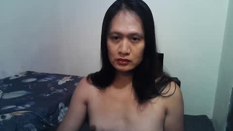 Snapshot of emoterah123smile chatting on 02-10-25, 11:25 Emotera online show from 02-10-25, 11:25