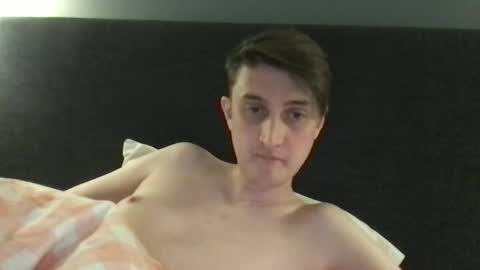 Snapshot of emotionalmotionsickness chatting on 01-08-25, 12:47 emotionalmotionsickness online show from 01-08-25, 12:47