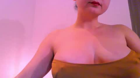 M online show from 04-10-26, 05:50