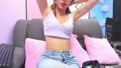 emy_latin online show from 11-05-25, 08:53