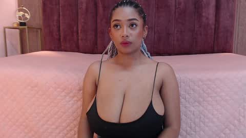 Snapshot of emy_leon chatting on 01-31-25, 07:51 Emy online show from 01-31-25, 07:51