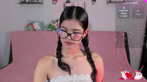 emycarver09 online show from 03-06-26, 11:28