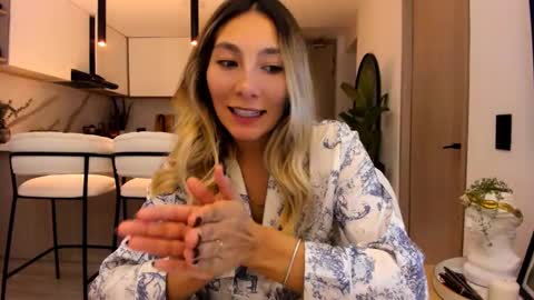 emyconneer online show from 02-28-25, 02:09