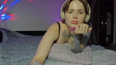 emydeliro online show from 07-21-26, 08:00
