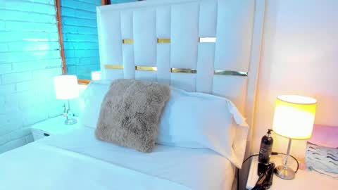 EMYLY  online show from 01-27-25, 10:27