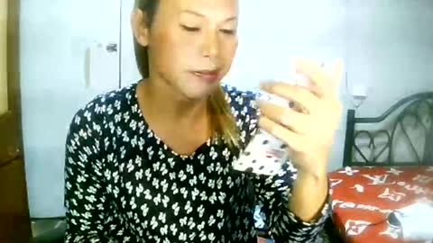 CHUN LY online show from 01-05-25, 10:08