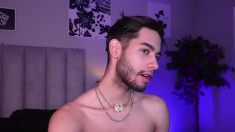 Snapshot of endy_rush chatting on 01-08-25, 12:47 Endy online show from 01-08-25, 12:47