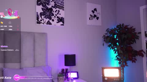 Snapshot of endy_rush chatting on 12-01-25, 12:32 Endy online show from 12-01-25, 12:32