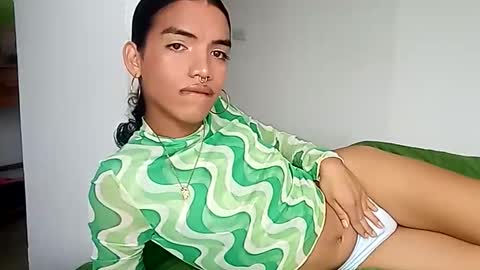 engel20042001 online show from 09-25-25, 01:59