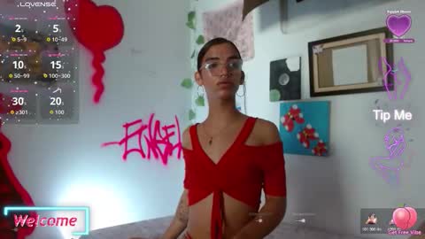 Snapshot of engel20042001 chatting on 11-27-25, 03:36 engel20042001 online show from 11-27-25, 03:36