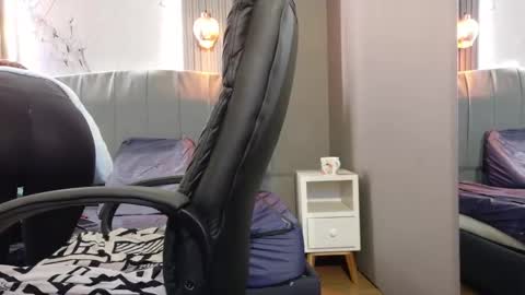 Engel online show from 12-15-25, 11:36