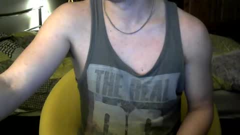 Snapshot of englishboi23 chatting on 03-17-26, 12:26 English Boy online show from 03-17-26, 12:26