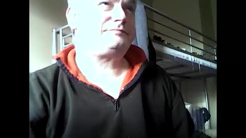 englishguysurrey online show from 10-27-25, 01:59