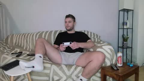 Englishladxxx online show from 01-26-25, 11:39