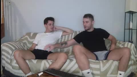 Englishladxxx online show from 10-05-25, 08:07