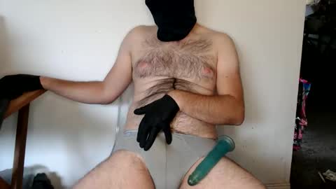 Snapshot of englishshyguyuk chatting on 10-05-25, 01:42 englishshyguyuk online show from 10-05-25, 01:42