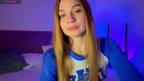 enjoyeverymoment_ online show from 10-11-25, 04:16