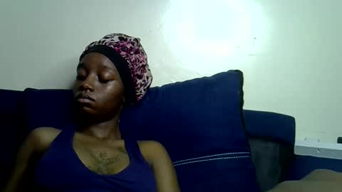 Snapshot of enkarxx chatting on 02-17-26, 12:18 enkarxx online show from 02-17-26, 12:18