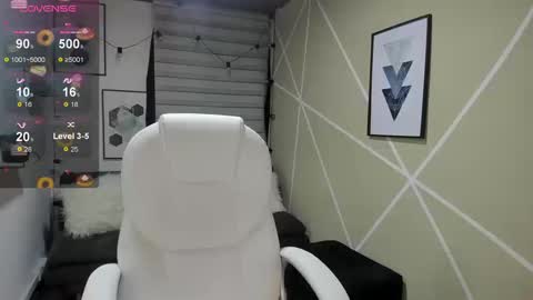 Enma clark online show from 09-20-25, 04:02