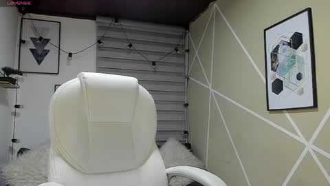 Enma clark online show from 04-14-26, 03:12